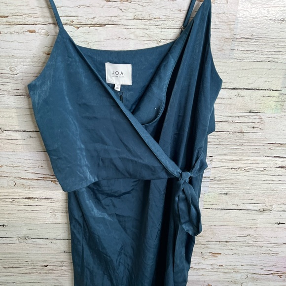 J.O.A. Blue midi wrap dress size small NWT - Picture 3 of 10